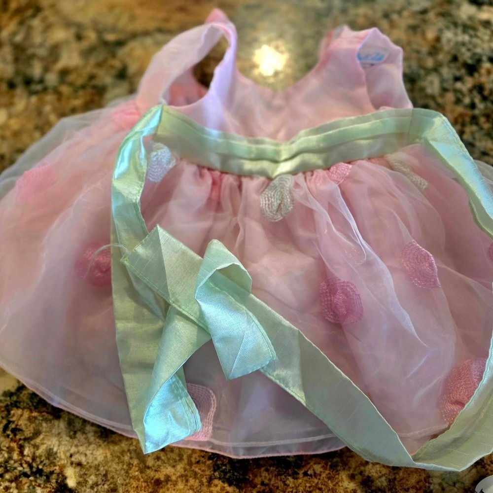 Baby girl Fashion. Dress. Pink. Elegant toddler Size 3-6 Months